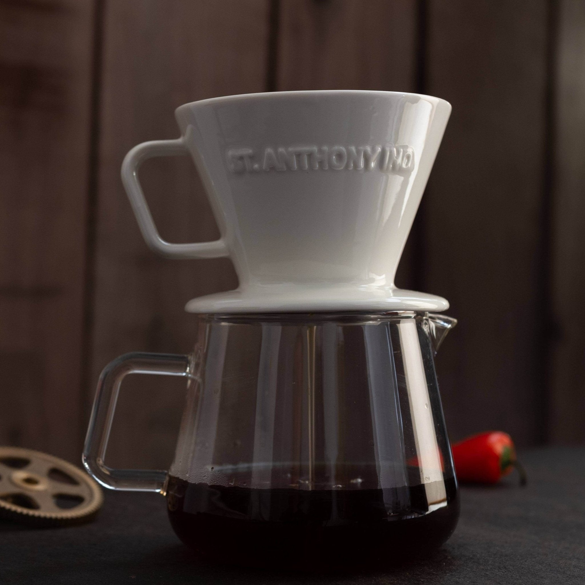 F70 Ceramics Flatbottom Pourover Brewer - Saint Anthony Industries